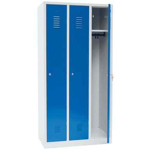 Montovaná šatní skříň Manutan Expert IS, 3 oddíly, cylindrický zámek, šedá/modrá