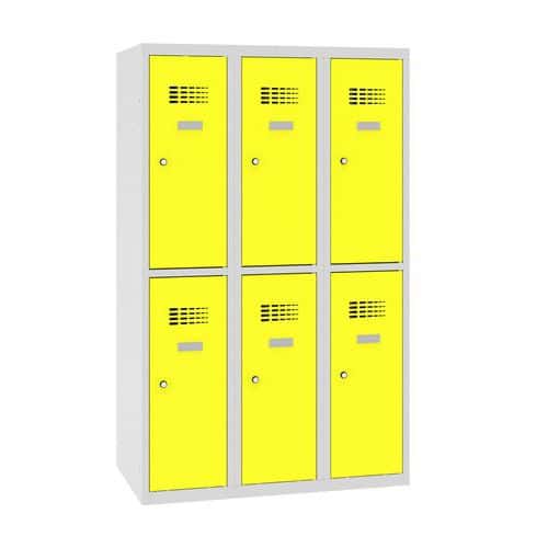 Snížená školní šatní skříň, 6 oddílů, 300 mm, šedá/žlutá, cylindrický zámek
