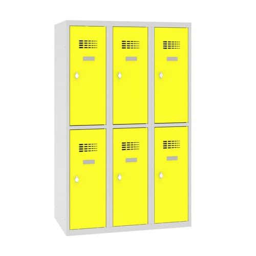 Snížená školní šatní skříň, 6 oddílů, 300 mm, šedá/žlutá, otočný uzávěr