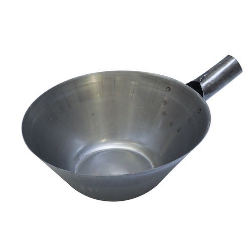 TOPTRADE naběračka s tulejí, ocelová, průměr 210 mm