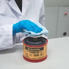 Bezpečnostní zvlhčovač Justrite, žlutý, 0,5 l