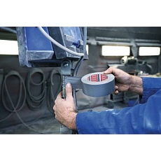 Textilní univerzální lepicí páska Tesa 4615, 50 mm x 50 m, černá