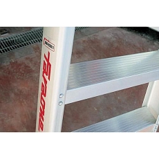 Hliníkové schůdky Patron s plošinou, oboustranné, 2 x 2 stupně