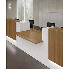 Recepce Luxo snížená vpravo, 286 cm