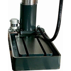 AIG2740732.jpg