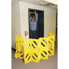 Přenosné výstražné ohrazení Rubbermaid Barricade