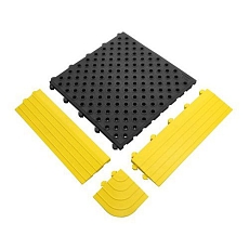 Nájezdový roh k průmyslovým rohožím, černý