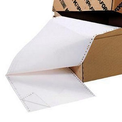 Tabelační papír s podélnou oddělitelnou perforací