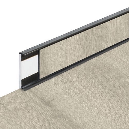 Podlaha Fortelock Business, dezén Elias T93, soklová lišta, spára tmavě šedá