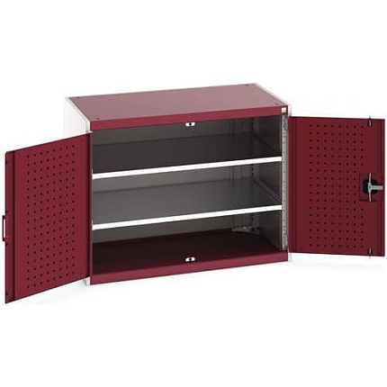 Dílenská skříň Bott Cubio, 80 x 105 x 65 cm, perfo dveře, šedá-červená