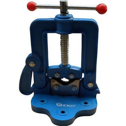 Svěrák na trubky PROFI, max. průměr trubek 3