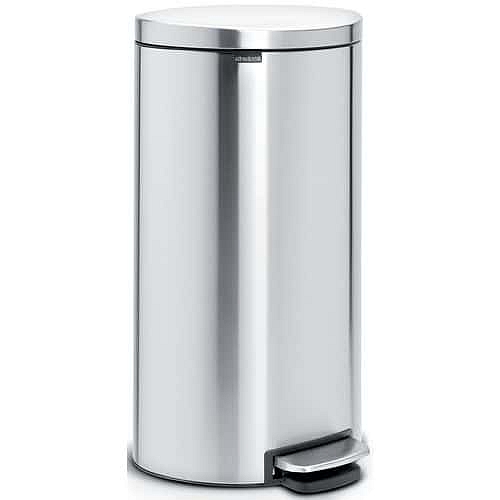 Odpadkový koš s nožním pedálem FlatBack 30 l z matné nerezové oceli